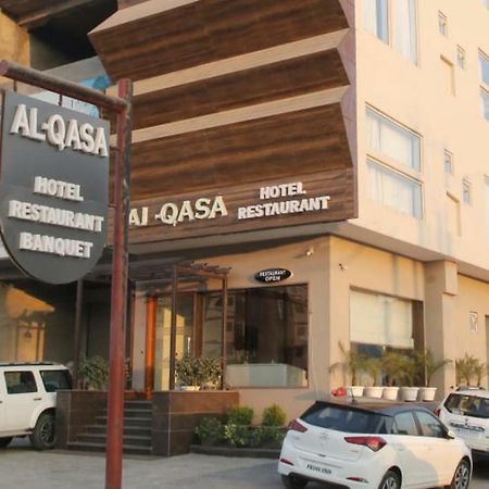 Al-Qasa Hotel Zirakpur Екстер'єр фото