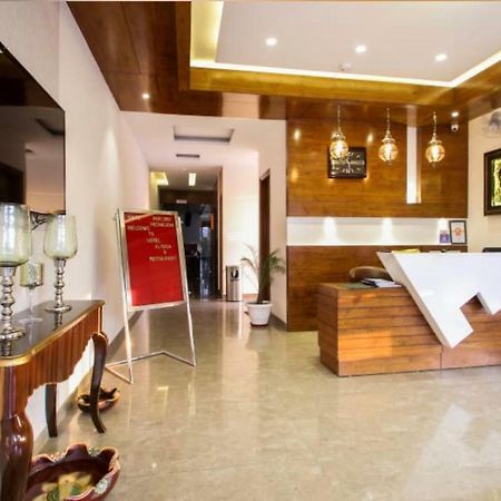 Al-Qasa Hotel Zirakpur Екстер'єр фото